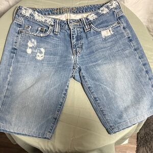 Hippie Blue Distressed  Bramuda Denim shorts